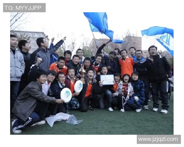 飞盘战术解析成都飞盘队反击体系的创新与实践探讨 飞盘战术解析成都飞盘队反击体系的创新与实践探讨